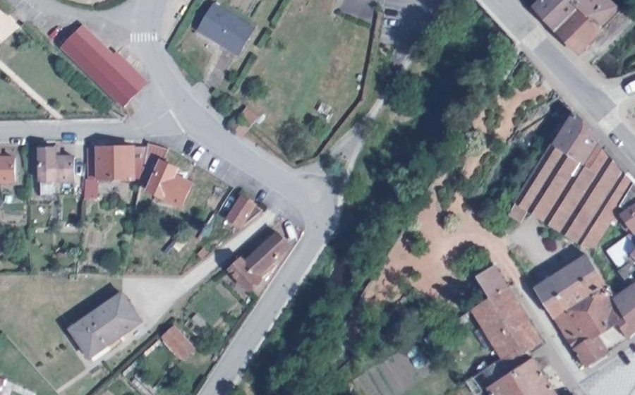 Vue aérienne du Mini-giratoire n°1882101975