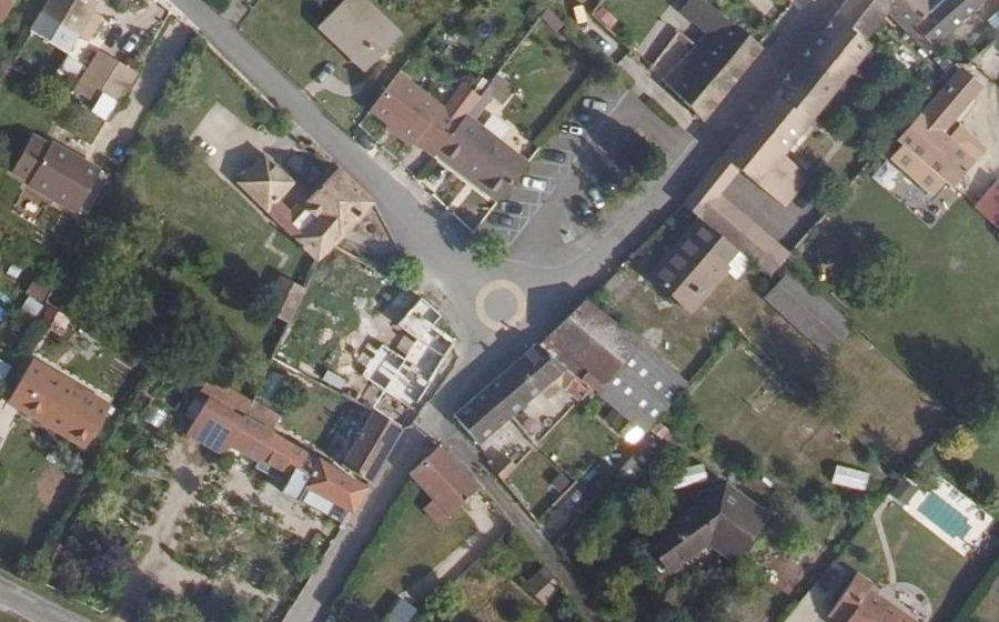 Vue aérienne du Mini-giratoire n°1882311133