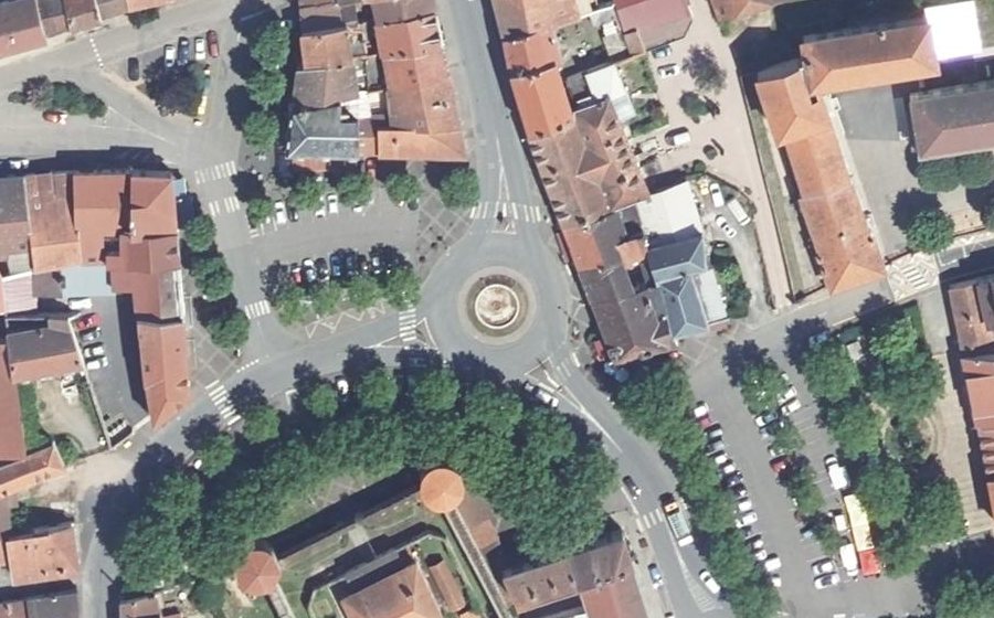 Vue aérienne du Rond-point anonyme n°10188448