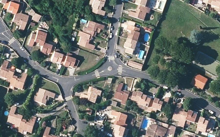 Vue aérienne du Mini-giratoire n°1894514349