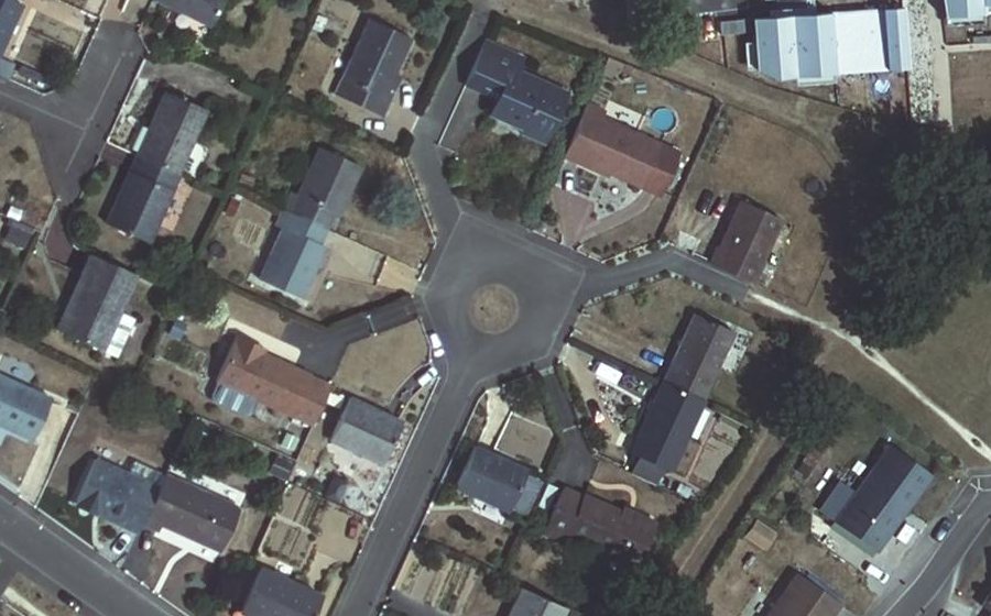 Vue aérienne du Mini-giratoire n°1905521879