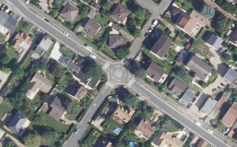 Vue aérienne du Mini-giratoire n°1912985840