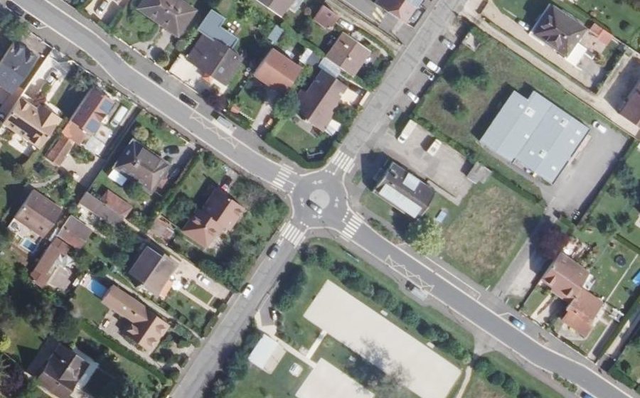 Vue aérienne du Mini-giratoire n°1912985845