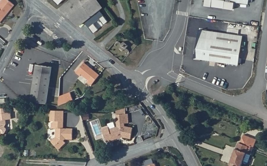 Vue aérienne du Mini-giratoire n°1923944152