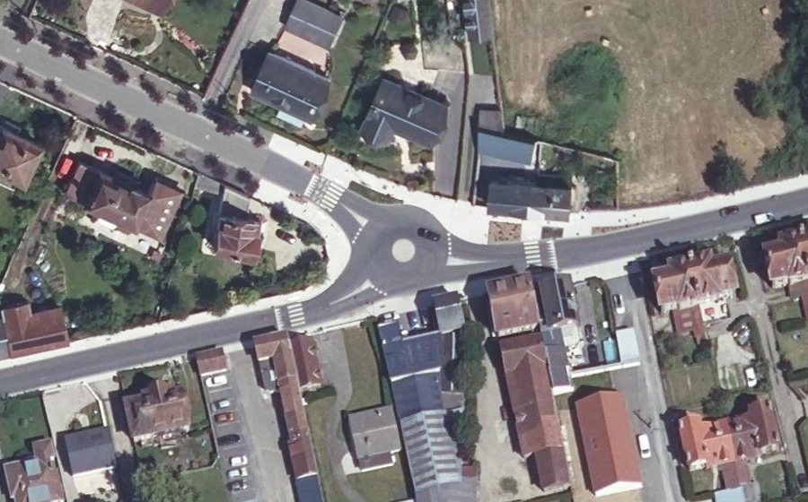 Vue aérienne du Mini-giratoire n°1928509303