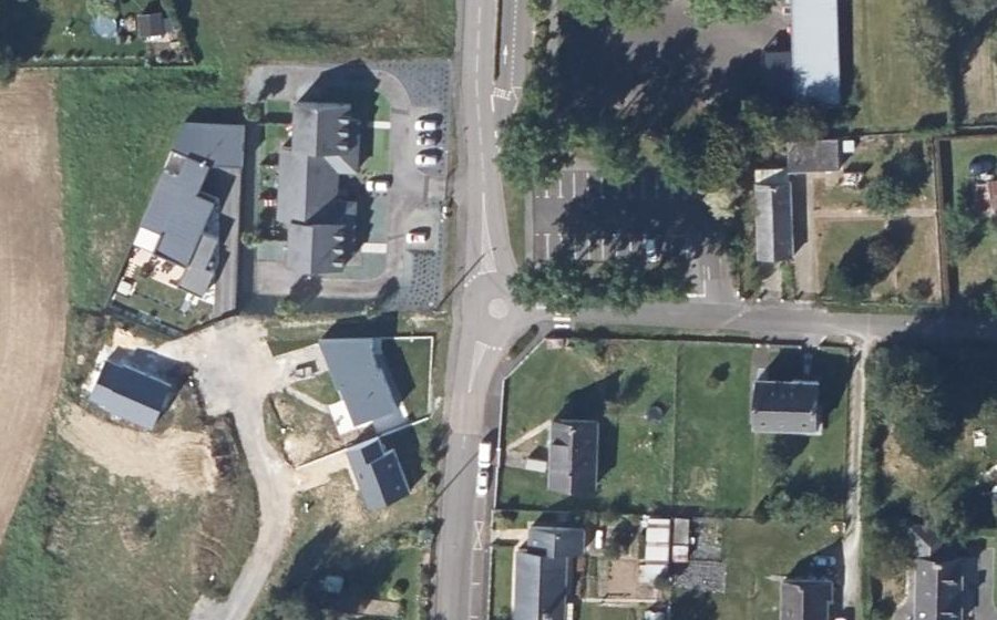 Vue aérienne du Mini-giratoire n°1936600367