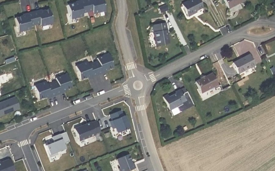 Vue aérienne du Mini-giratoire n°1936760883