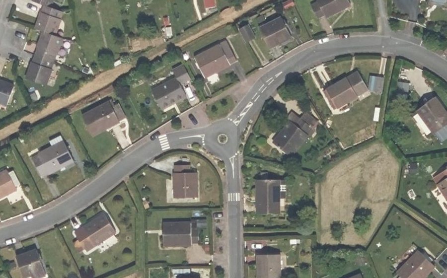 Vue aérienne du Mini-giratoire n°1937002205