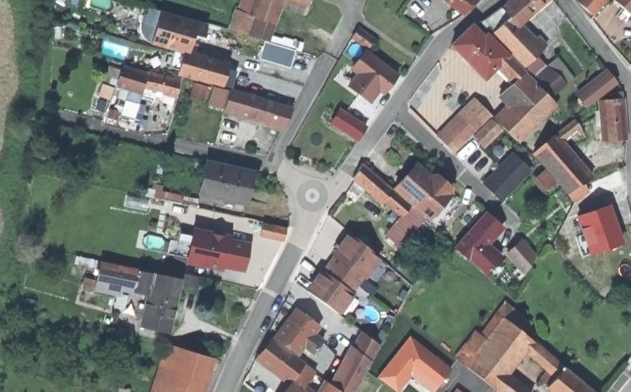 Vue aérienne du Mini-giratoire n°1939680444