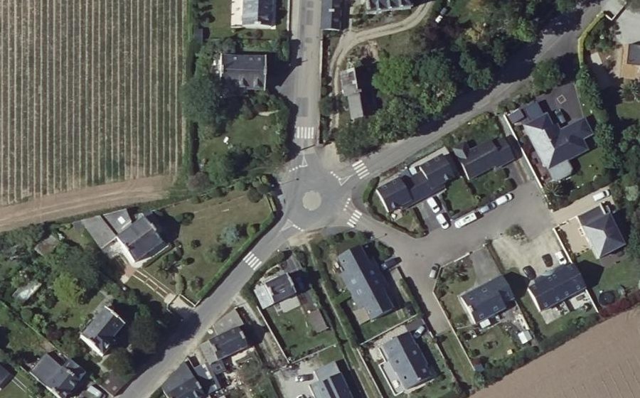 Vue aérienne du Mini-giratoire n°1944435504