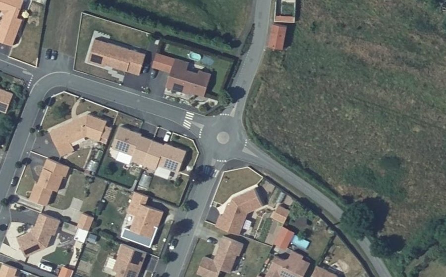 Vue aérienne du Mini-giratoire n°1944913193