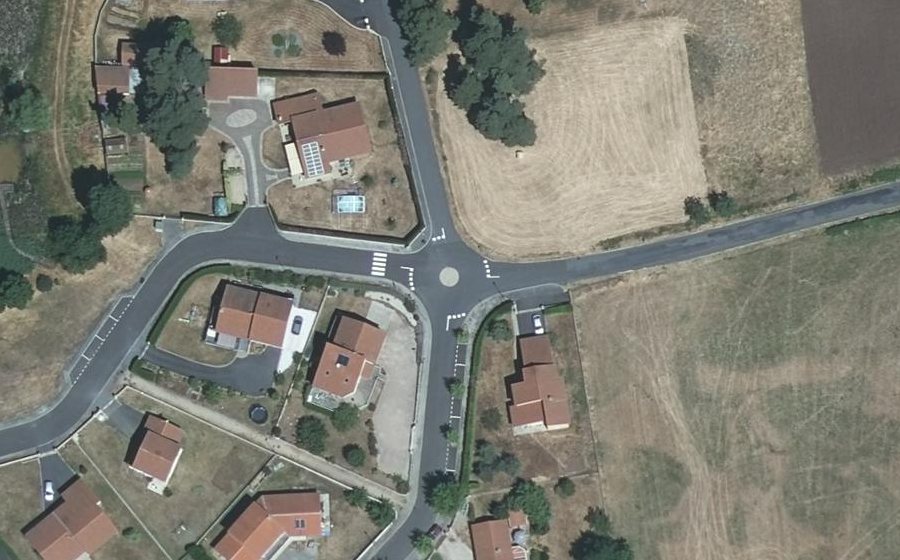 Vue aérienne du Mini-giratoire n°1949100860