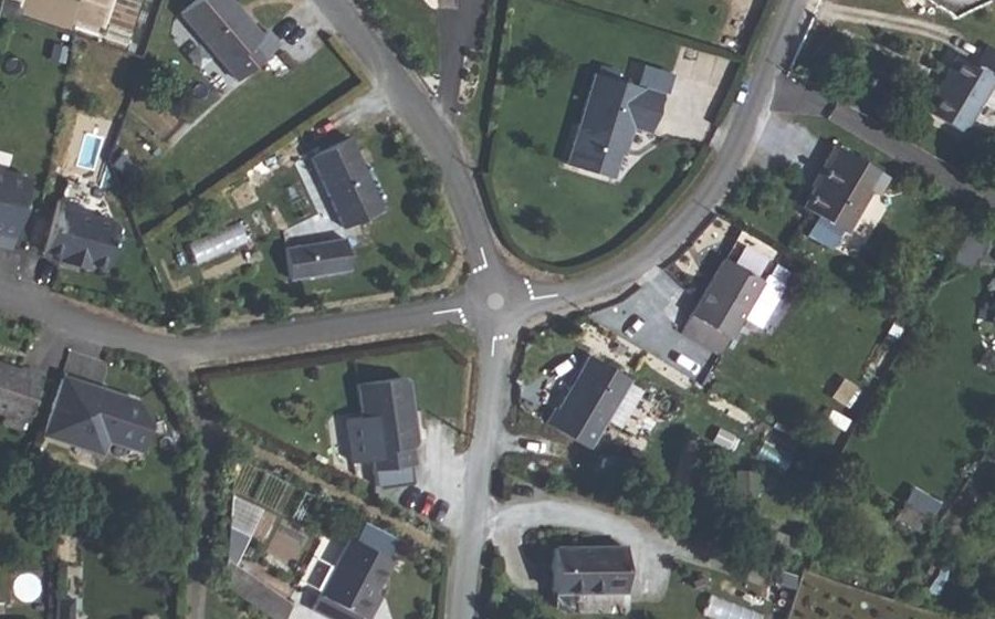 Vue aérienne du Mini-giratoire n°1950388601