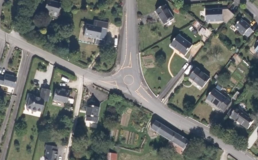 Vue aérienne du Mini-giratoire n°1974209031