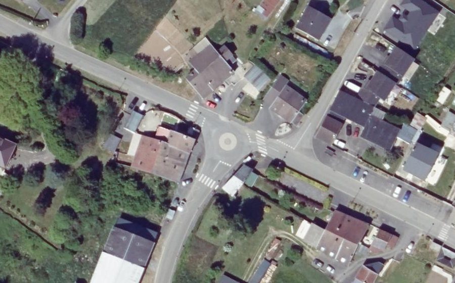 Vue aérienne du Mini-giratoire n°1985972452