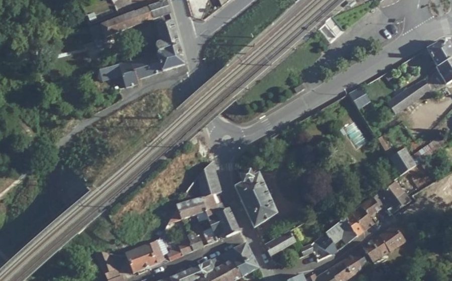 Vue aérienne du Mini-giratoire n°1987944886