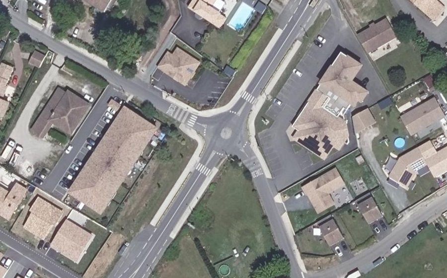 Vue aérienne du Mini-giratoire n°1988168131