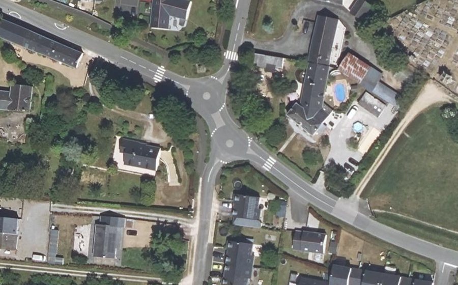 Vue aérienne du Mini-giratoire n°1995722411