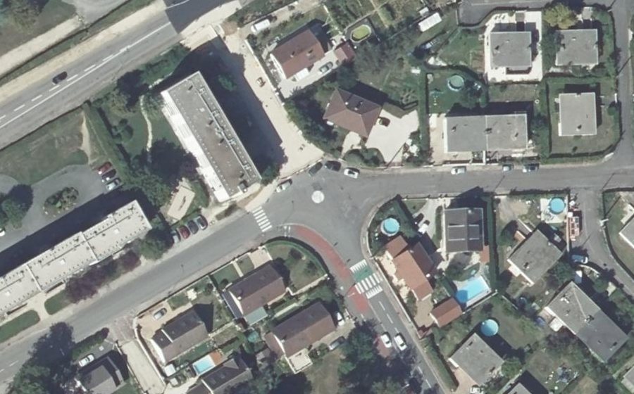 Vue aérienne du Mini-giratoire n°1997422194