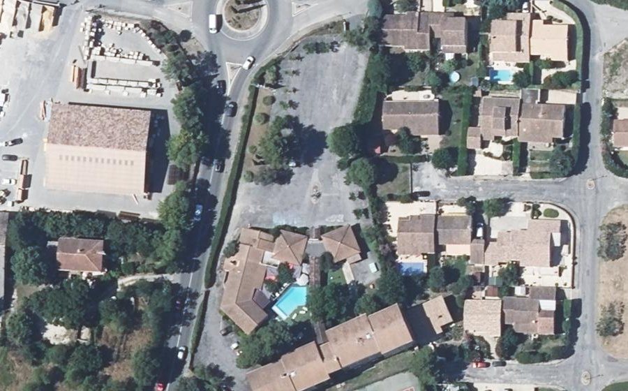 Vue aérienne du Mini-giratoire n°2001071181