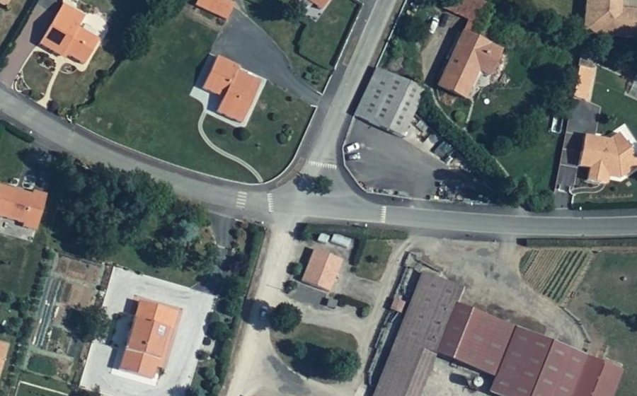 Vue aérienne du Mini-giratoire n°2010676976