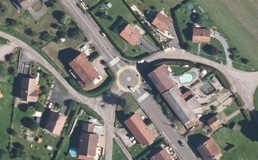 Vue aérienne du Mini-giratoire n°2021291938