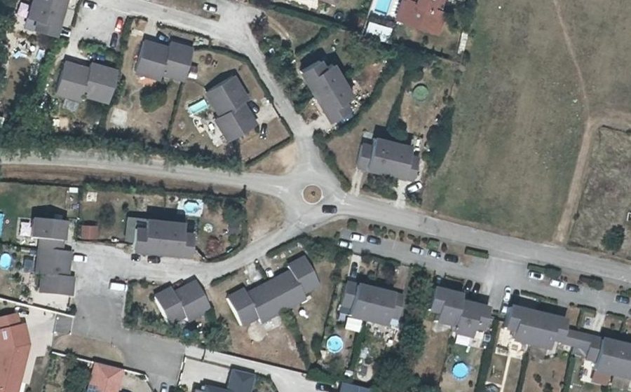 Vue aérienne du Mini-giratoire n°2023076183
