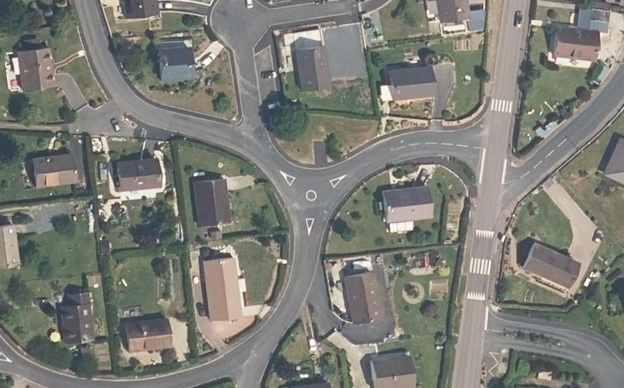 Vue aérienne du Mini-giratoire n°2050376307