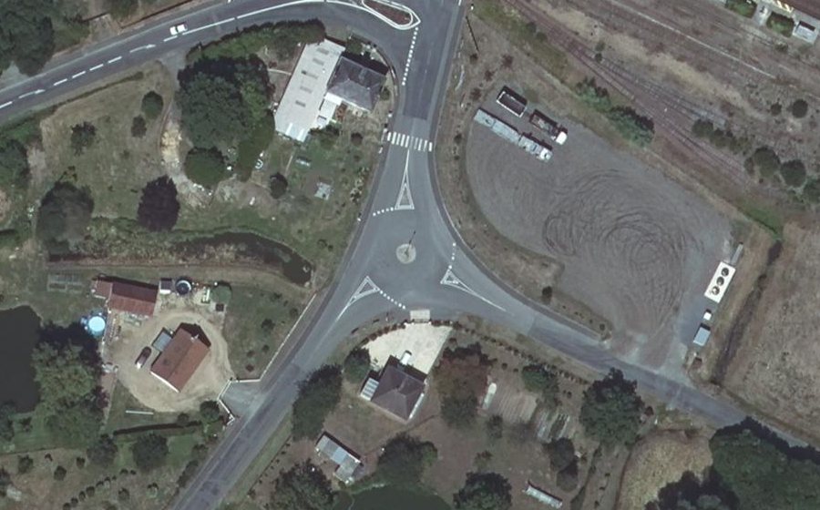 Vue aérienne du Mini-giratoire n°2053086202