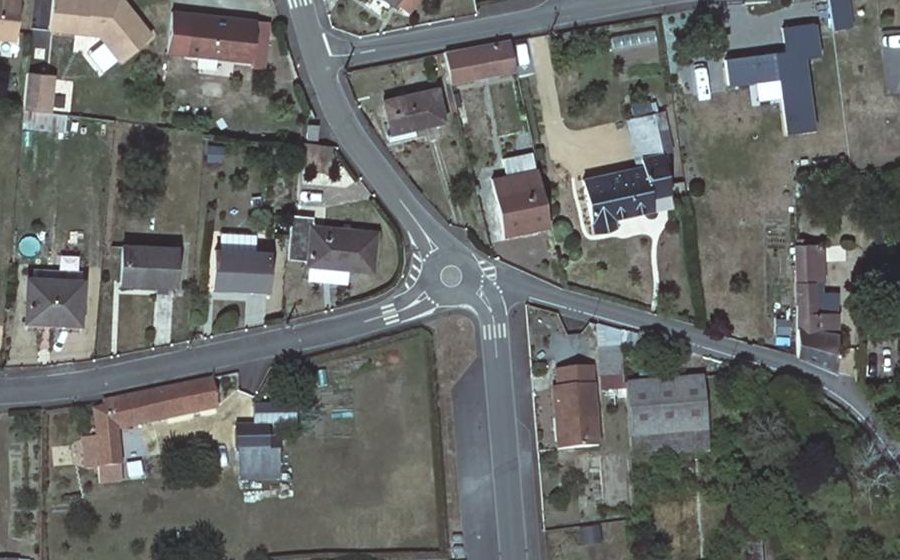Vue aérienne du Mini-giratoire n°2053086395