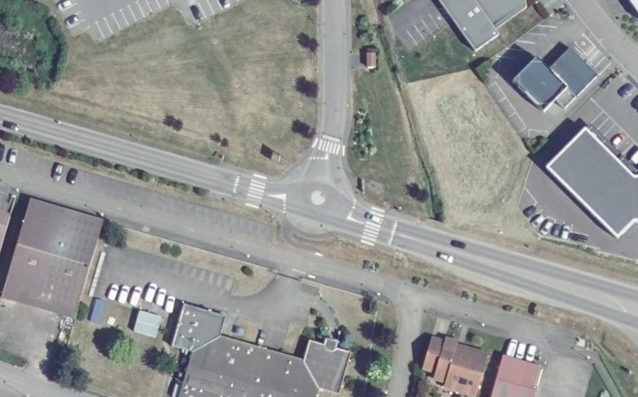 Vue aérienne du Mini-giratoire n°2065344775