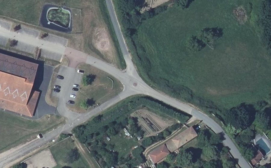 Vue aérienne du Mini-giratoire n°2068582422