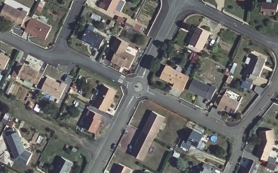Vue aérienne du Mini-giratoire n°2069020818