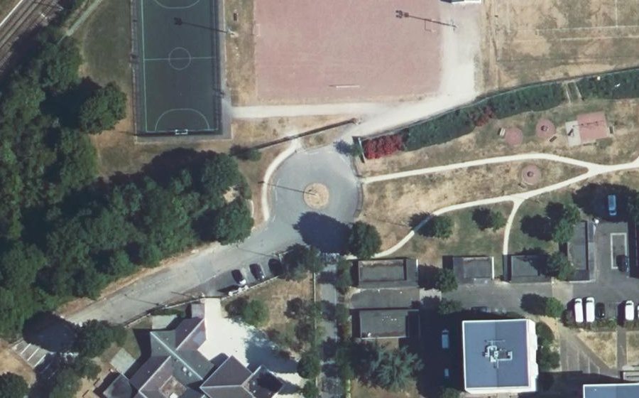 Vue aérienne du Mini-giratoire n°2078077706