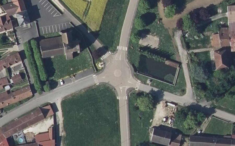 Vue aérienne du Mini-giratoire n°2084323936