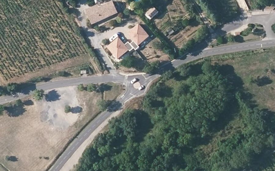 Vue aérienne du Mini-giratoire n°2087435109