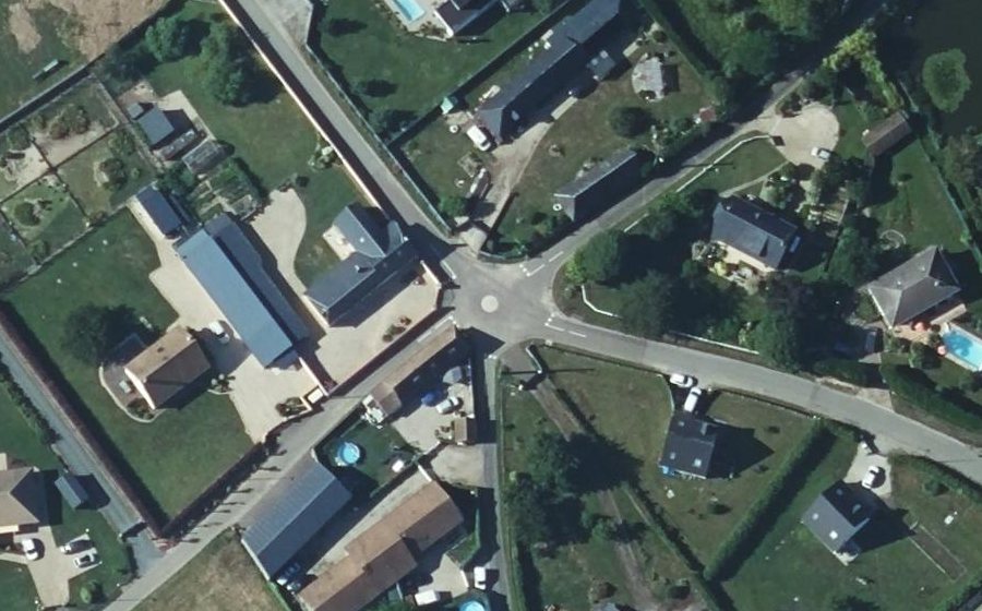 Vue aérienne du Mini-giratoire n°2112416460