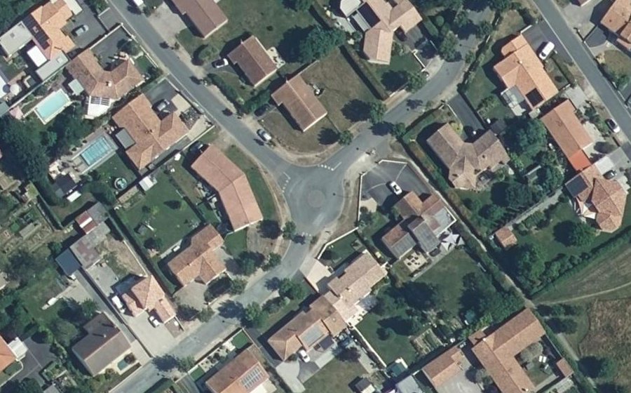 Vue aérienne du Mini-giratoire n°2121396600