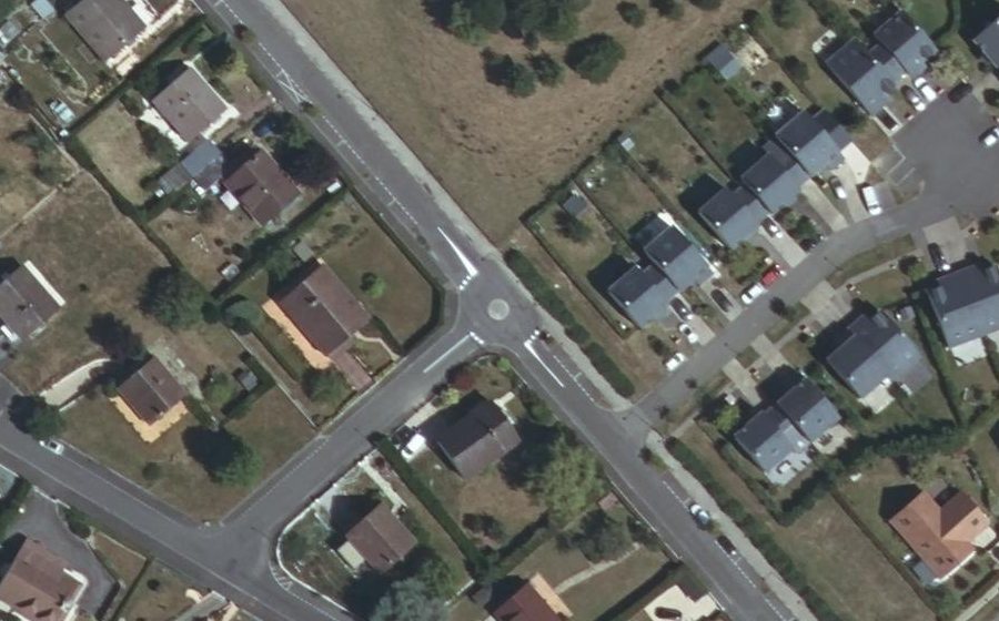 Vue aérienne du Mini-giratoire n°2125104888