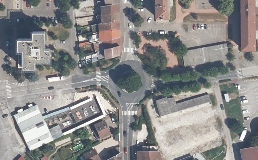 Vue aérienne du Rond-point anonyme n°10212854
