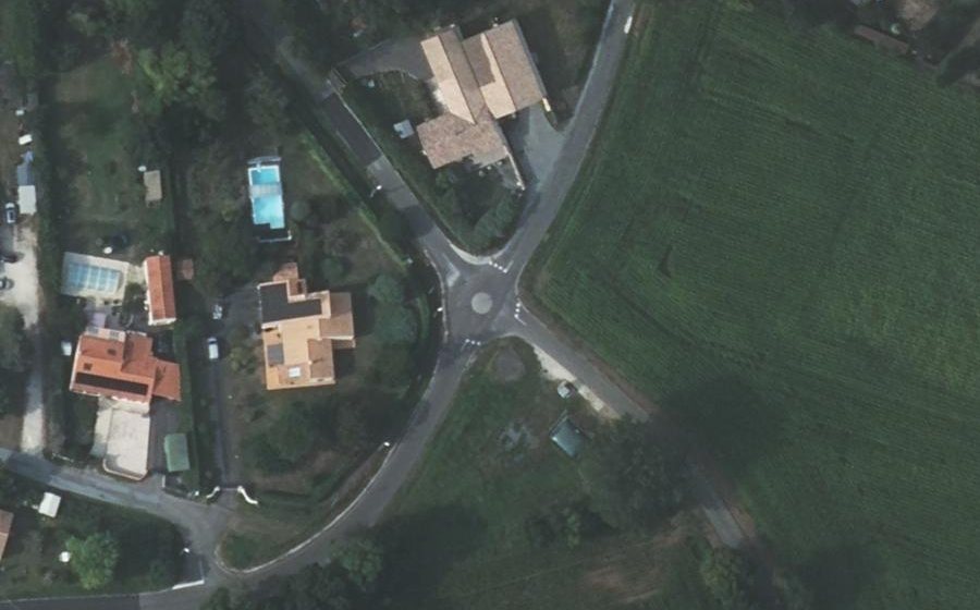 Vue aérienne du Mini-giratoire n°2134834407