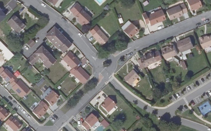 Vue aérienne du Mini-giratoire n°2140179890