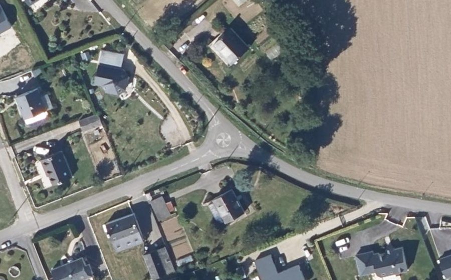 Vue aérienne du Mini-giratoire n°2180462161