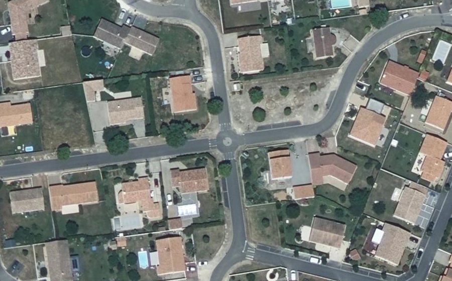 Vue aérienne du Mini-giratoire n°2183261866
