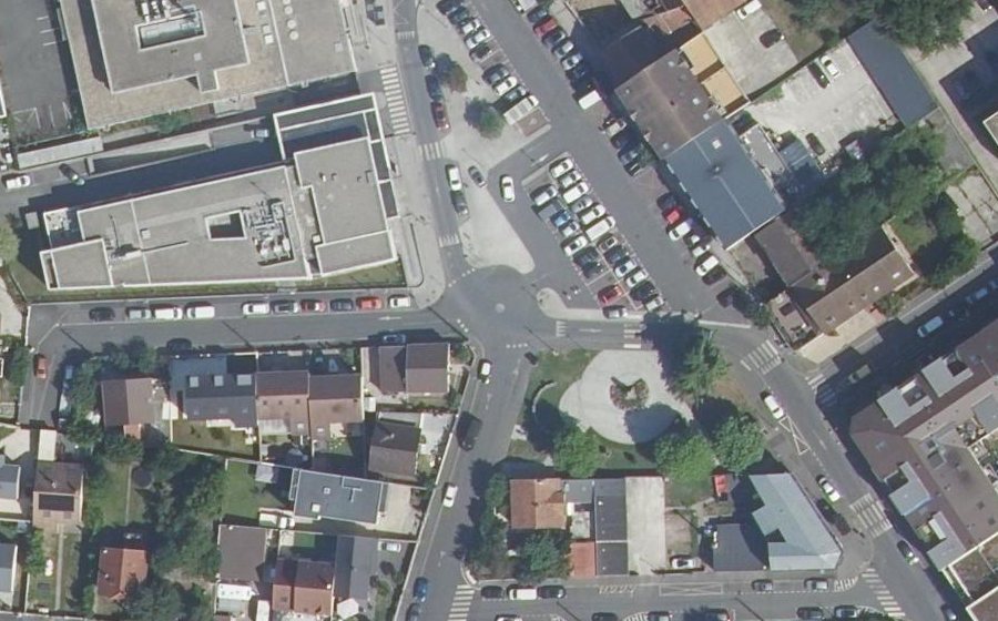 Vue aérienne du Mini-giratoire n°2208019621