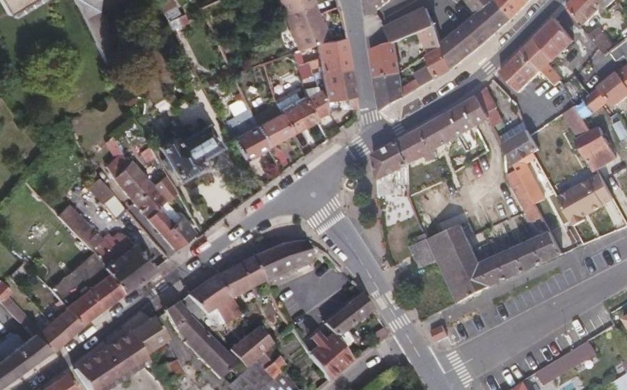 Vue aérienne du Mini-giratoire n°2244867126