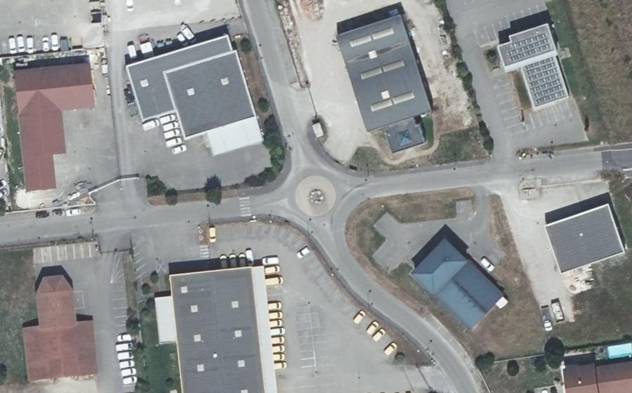 Vue aérienne du Mini-giratoire n°2246826046