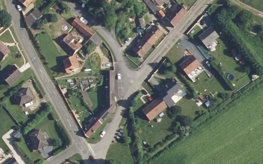Vue aérienne du Mini-giratoire n°2273353030