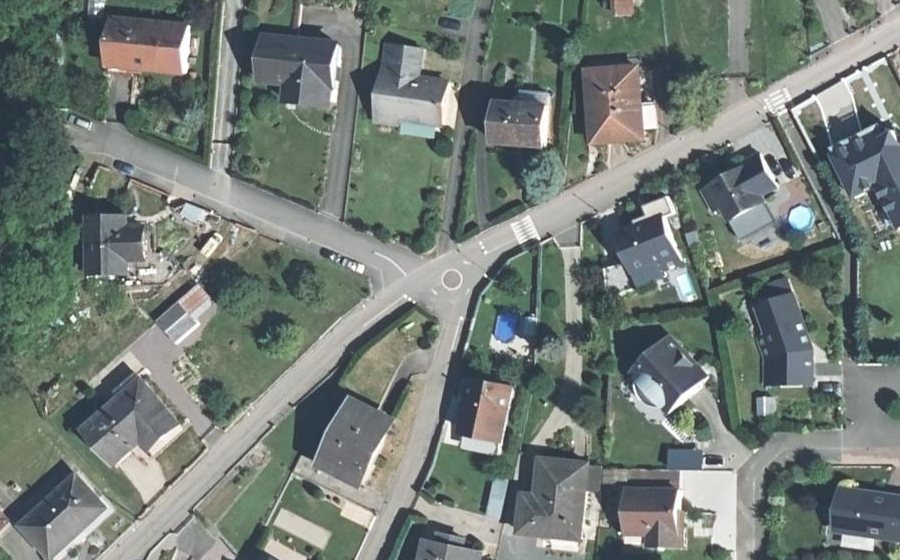 Vue aérienne du Mini-giratoire n°2287849100
