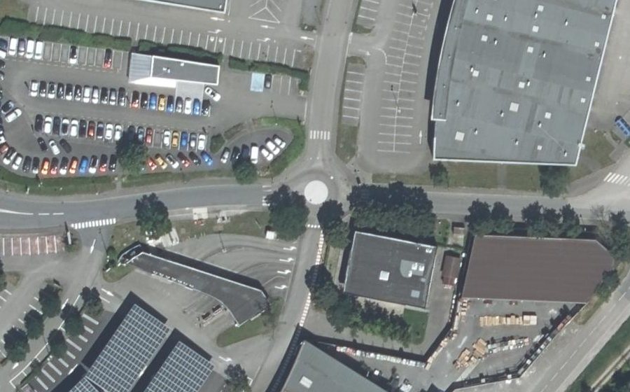 Vue aérienne du Mini-giratoire n°2293326102